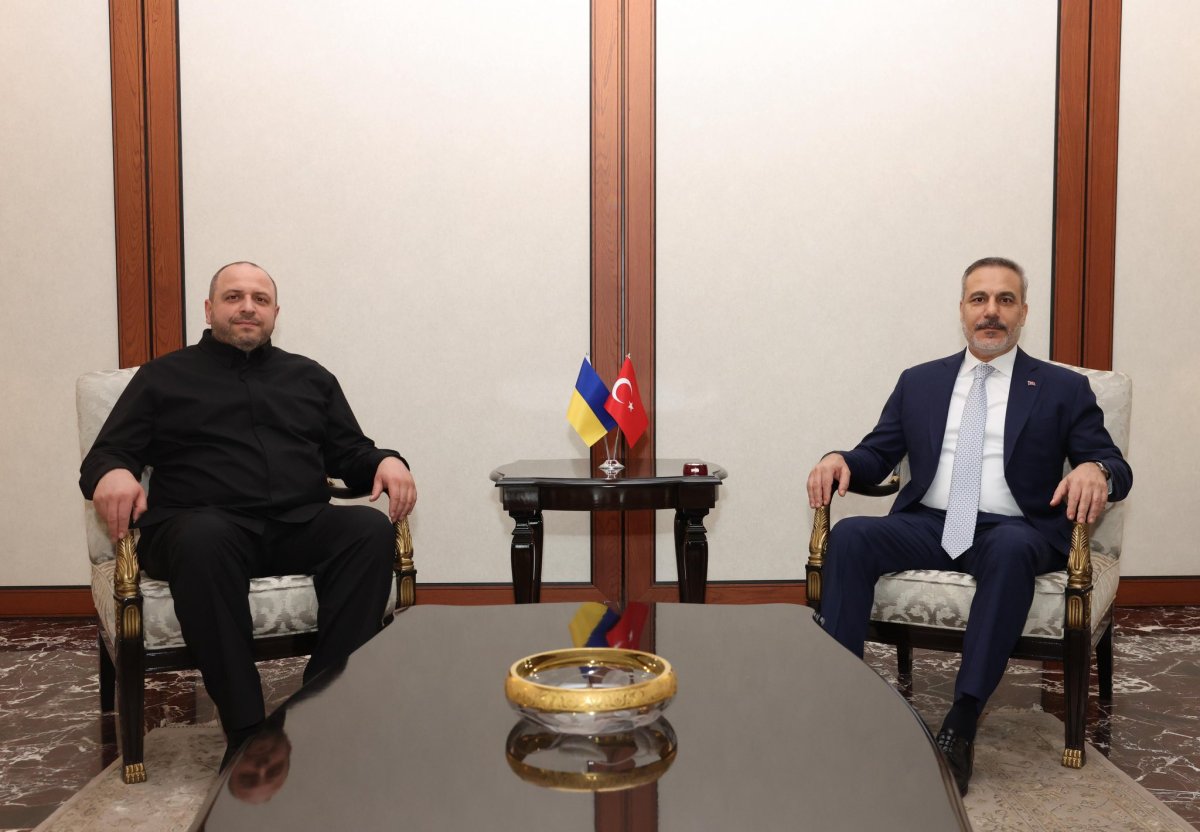 Хакан Фідан зустрівся з Рустемом Умєровим в Анкарі