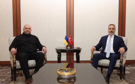 Хакан Фідан зустрівся з Рустемом Умєровим в Анкарі
