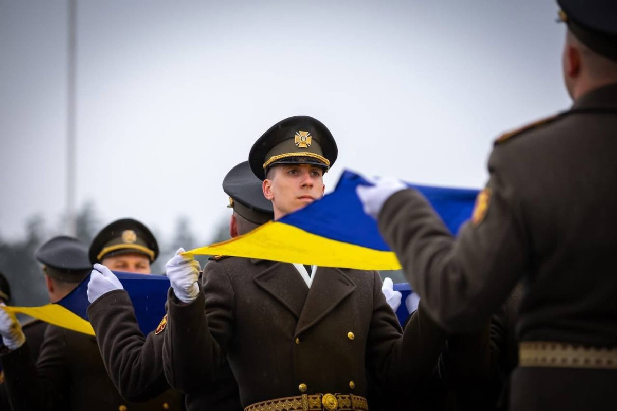 На меморіальному кладовищі поховали п’ятьох воїнів з Миколаївщини