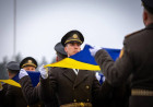 На меморіальному кладовищі поховали п’ятьох воїнів з Миколаївщини