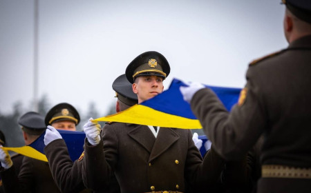На меморіальному кладовищі поховали п’ятьох воїнів з Миколаївщини