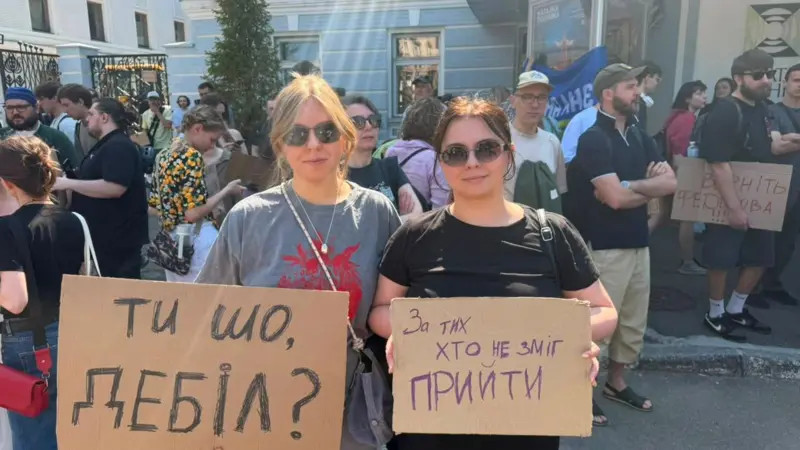 Зеленський змінив головнокомандувача ЗСУ: Сирського замінив Драпатий