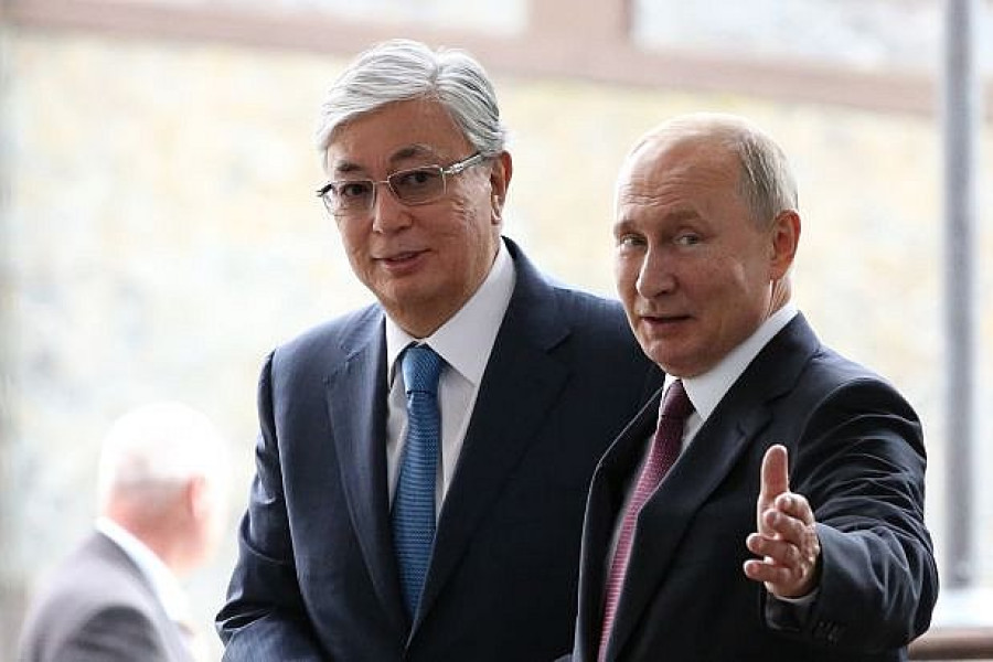 Токаєв запропонував Путіну заморозити війну й повернутися до Стамбула