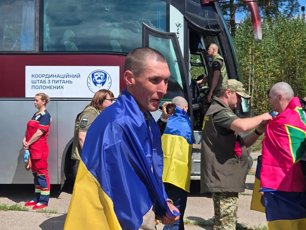 Україна повернула з російського полону 103 військових: хто серед них