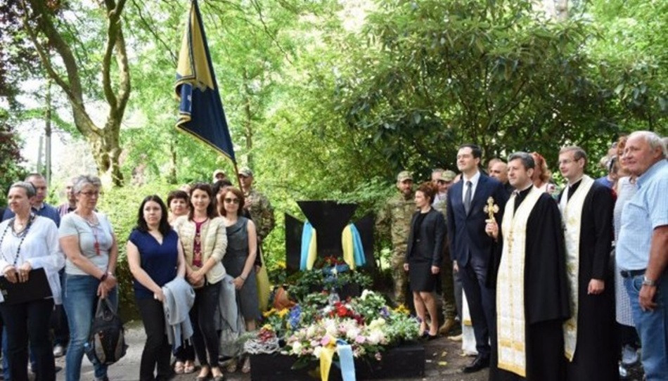 Зеленський: Україна повертає додому полковника Євгена Коновальця