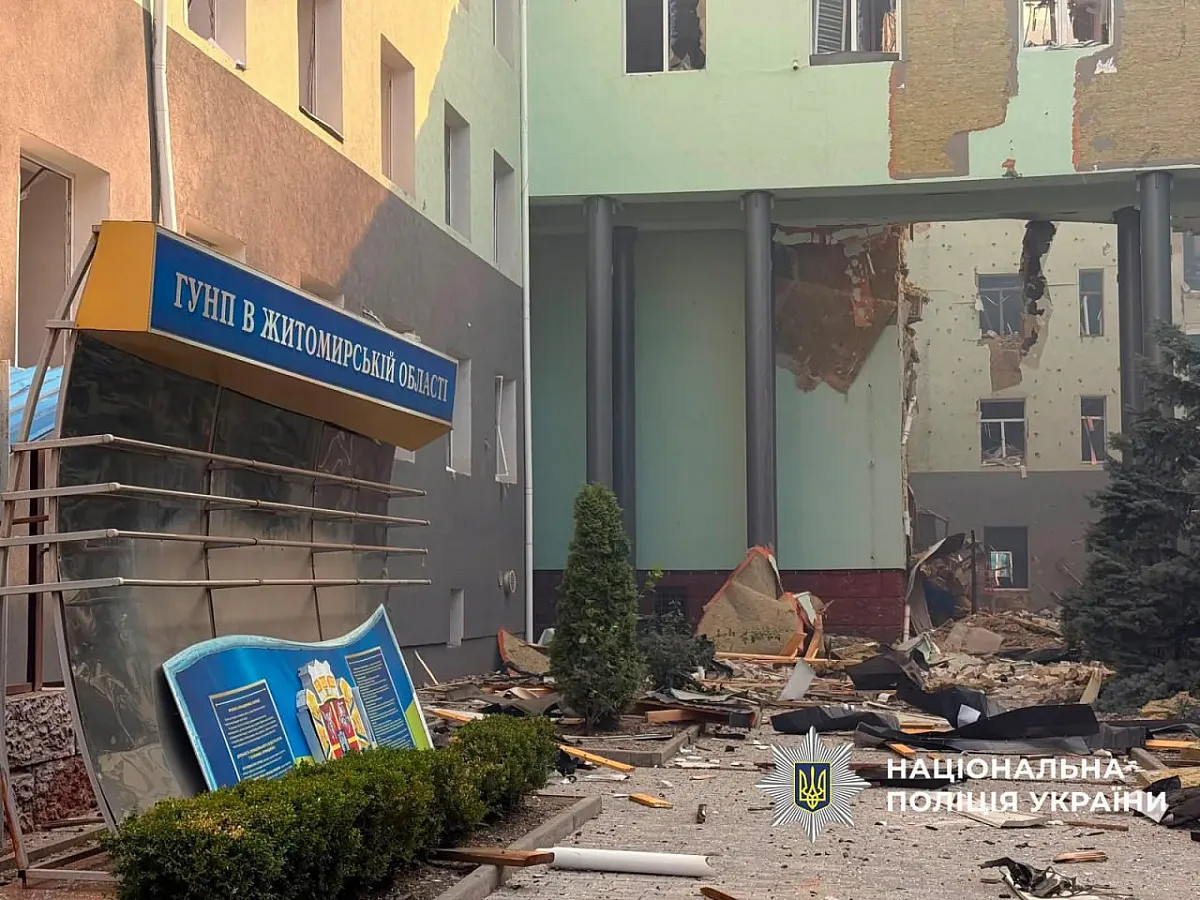 Удар по Житомиру: загинули двоє поліцейських, близько 20 постраждали