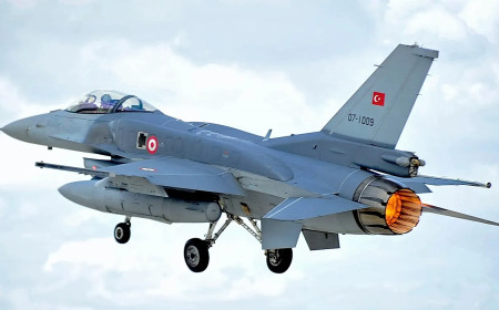 НАТО збило дрон над Латвією: у повітря підняли турецькі F-16