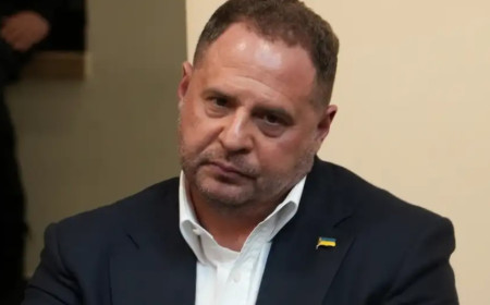 ВАКС дозволив Єрмаку зняти е-браслет через ризик для здоров’я