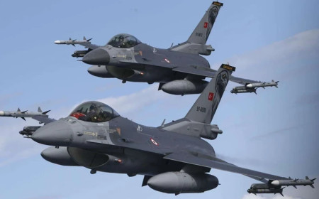 Турецькі F-16 піднялися через російські літаки: сигнал НАТО