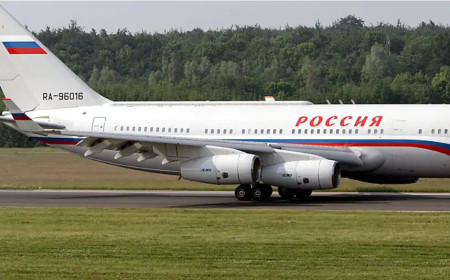 Російський урядовий Іл-96 прилетів до Німеччини по дипломатів