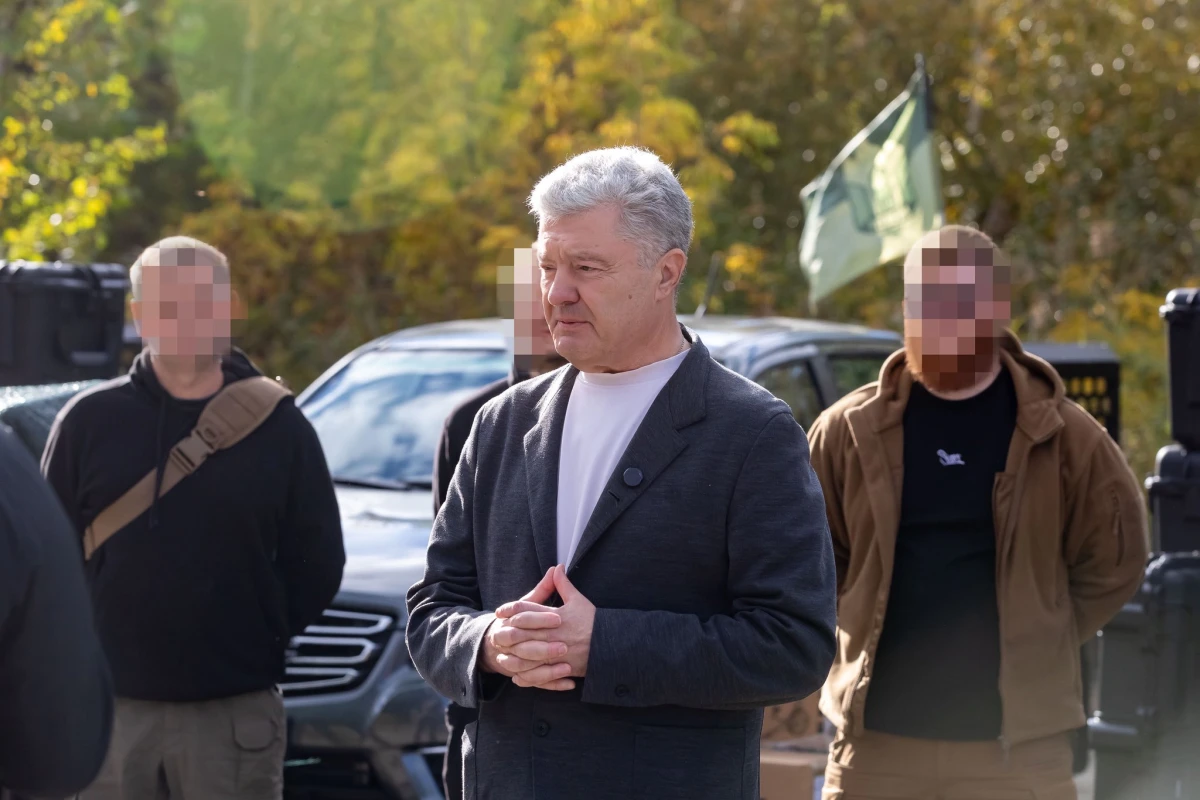 Порошенко: Україні потрібні перехоплювачі, дрони й кроки до ЄС