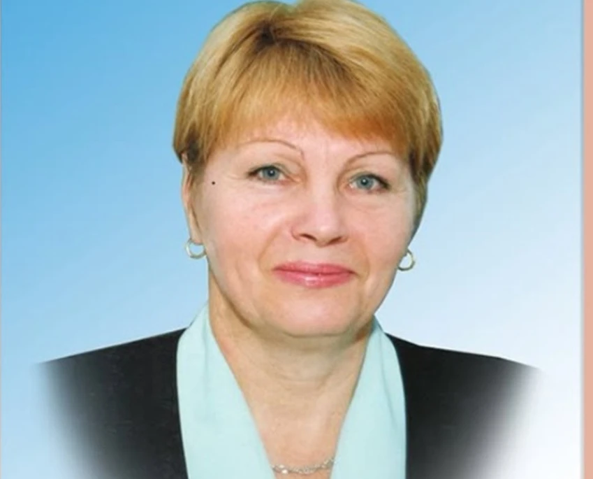 Миколаївський ліцей №19 повідомив про смерть учительки Валентини Мустяцької