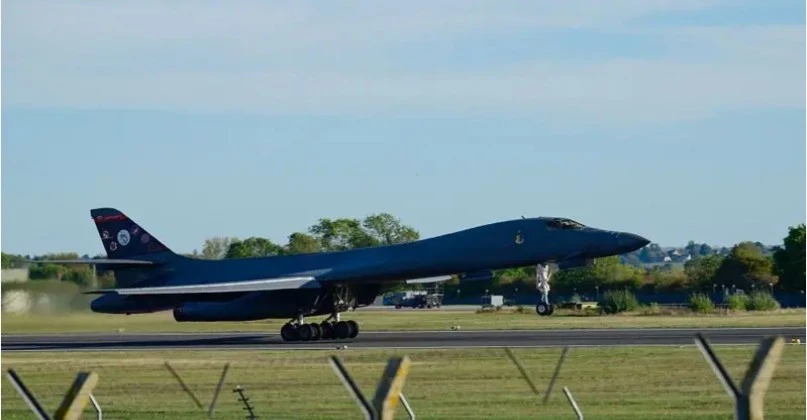 США вивели бомбардувальники з британської бази RAF Fairford
