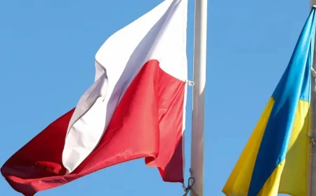 Польща спростувала призупинення військової допомоги Україні через рік УПА
