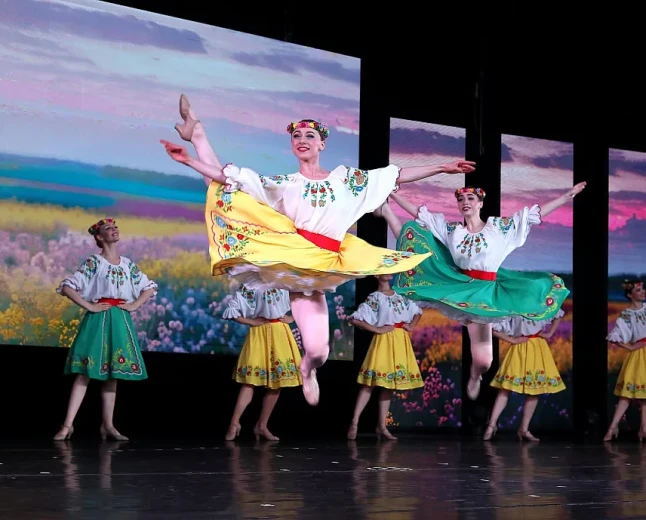 Під час війни в Україні сцени відкриті: ансамбль Вірського у Миколаєві